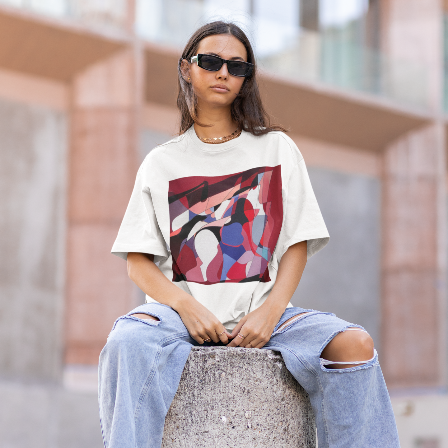 K#150 - Crimson Layers T-Shirt – Abstrakte Tiefe in Rot & Bewegung | Kirrify