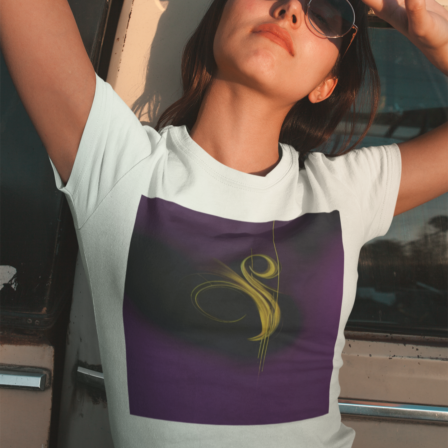 K#181 - Lumina Pulse T-Shirt – Kunst aus Licht & Bewegung | Kirrify Flow