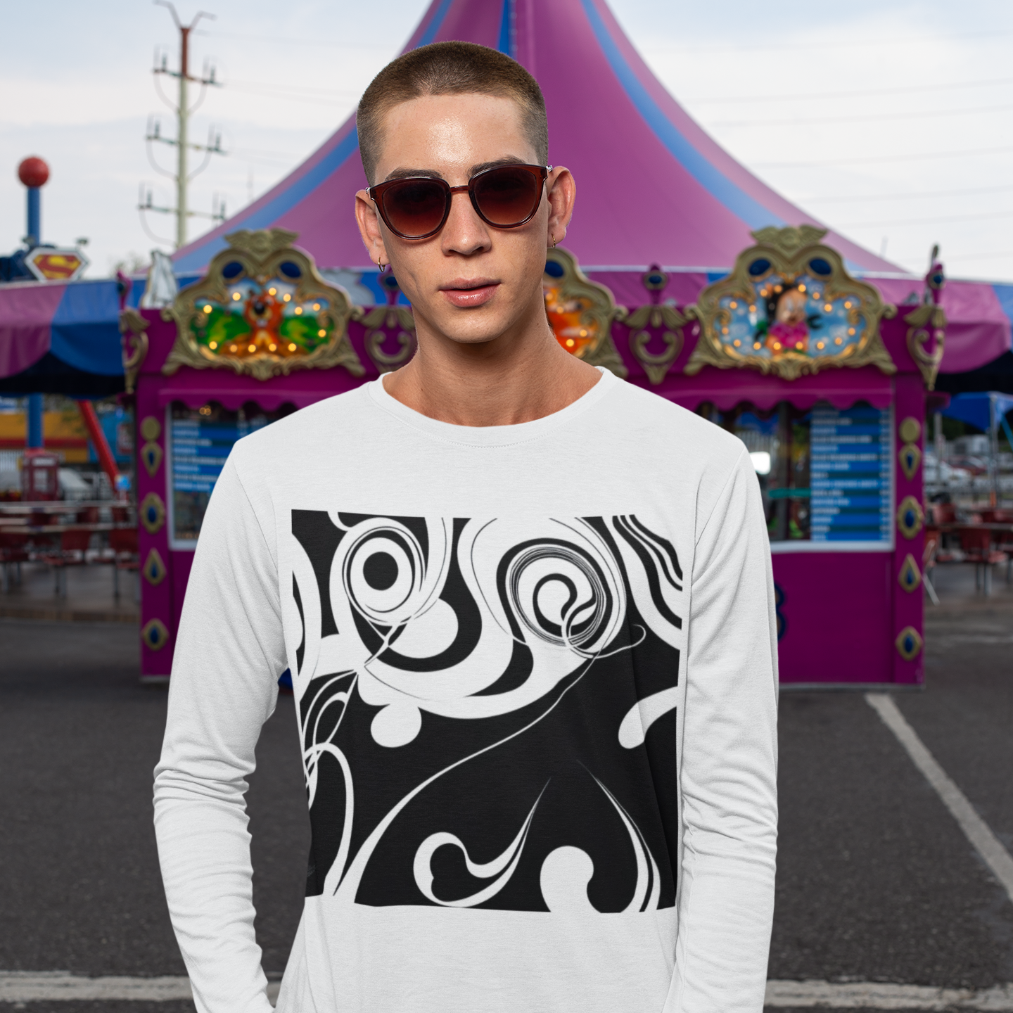 K#439 - Black Flow Longsleeve – Grafische Linienkunst in Schwarz & Weiß | Kirrify