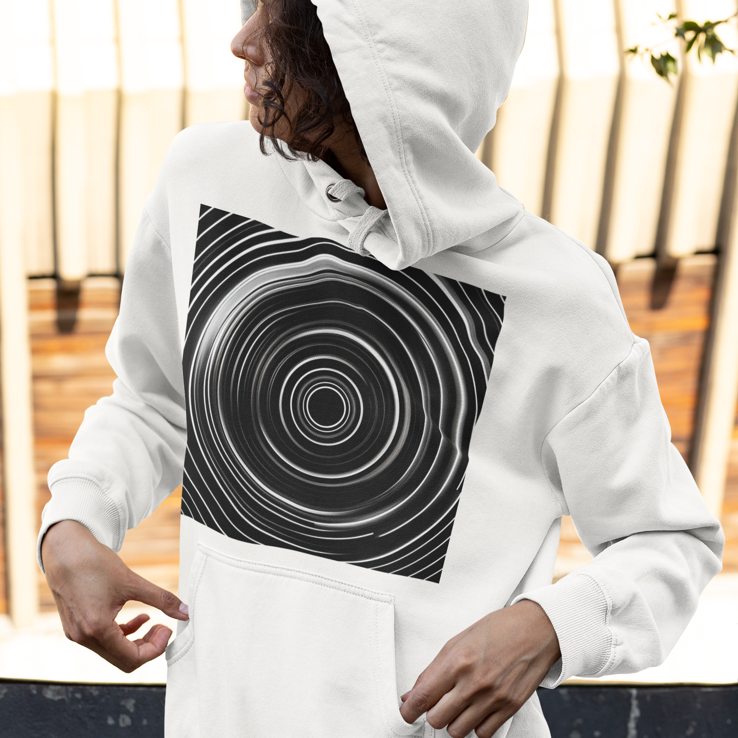 #507 - Black Vortex Hoodie – Minimalistische Energie in Bewegung | Kirrify