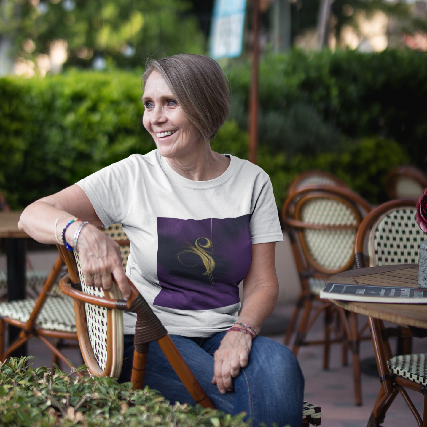 K#181 - Lumina Pulse T-Shirt – Kunst aus Licht & Bewegung | Kirrify Flow